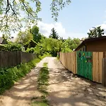 Przystanek * Dluzek