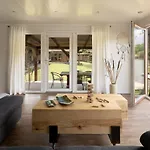 Ferienhaus Przystanek Dluzek