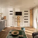 Przystanek Ferienhaus Dluzek