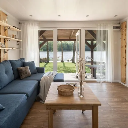 Przystanek Holiday home Dluzek