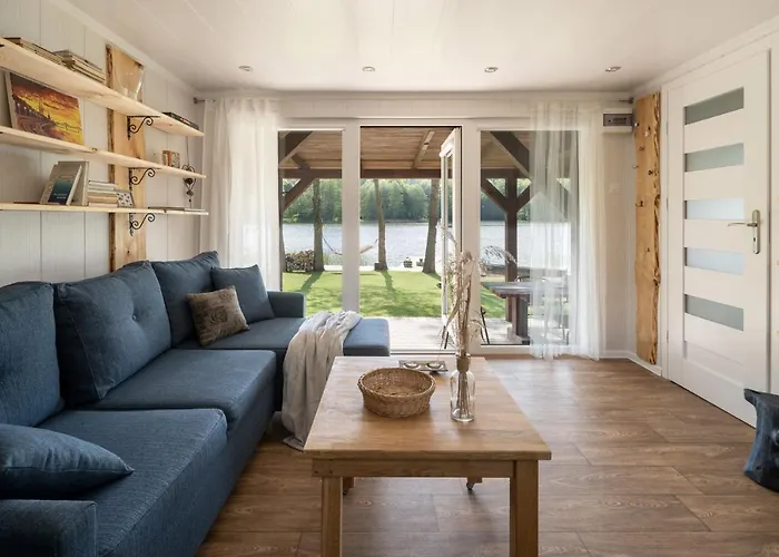 Przystanek Holiday home Dluzek